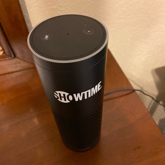 Amazon Alexa - Picture 2 of 3